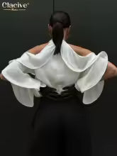 Élégant chemisier blanc pour femmes au design intemporel